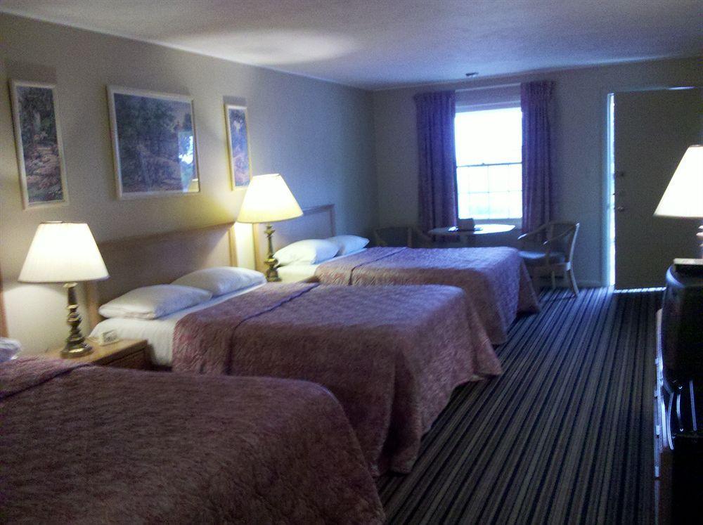 Harvest Drive Family Inn - Renovated Rooms Gordonville Exterior photo